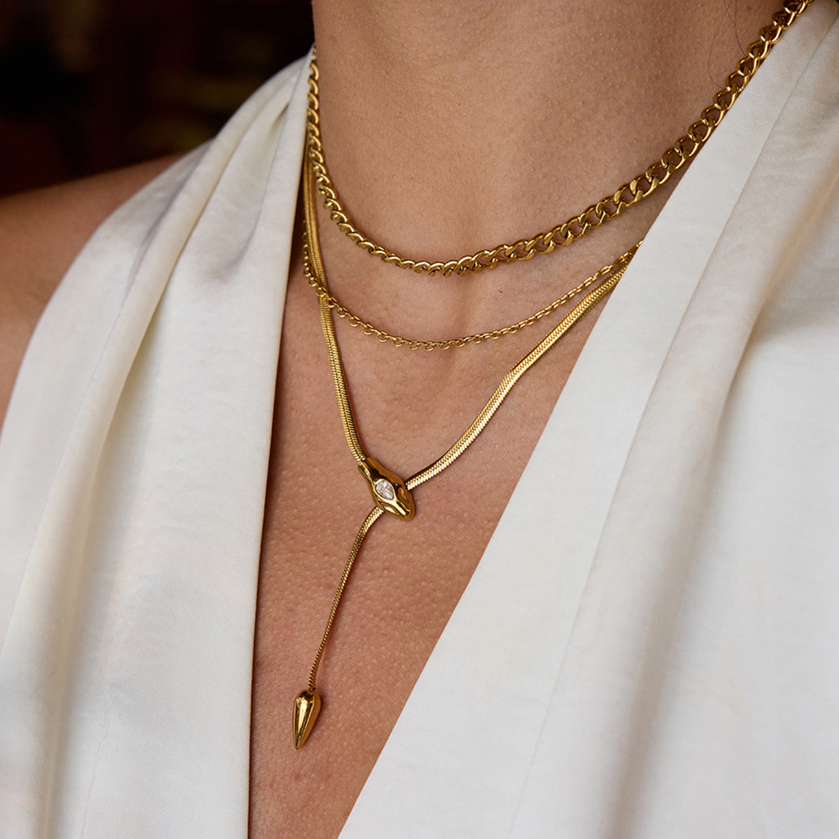 Zirconia Titanium Steel Snake Shape Necklace Luxury Clavicle Chain