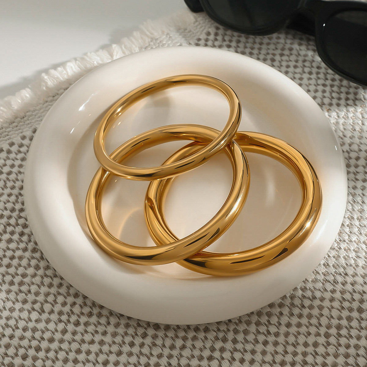 3 Styles Gold Stainless Steel Plain Bangles Luxury 18K Plated Different Thickness