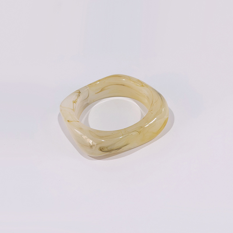 Hot Selling Chunky Oversized Irregular Resin Bracelet Stack Set