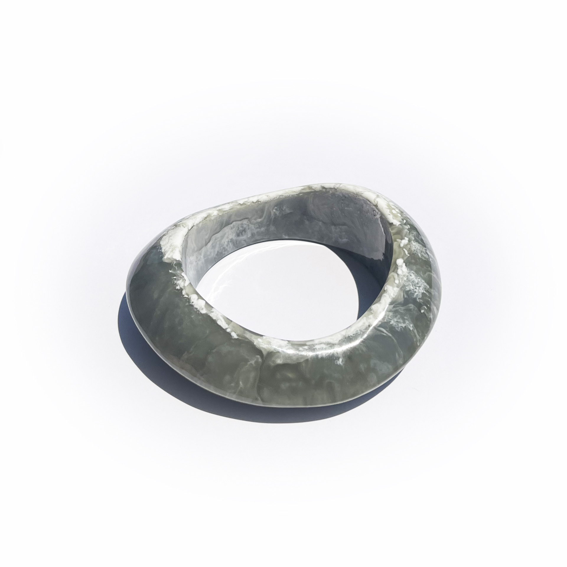 Irregular Shaped Resin Bracelet Vintage Style Available in 6 Colors