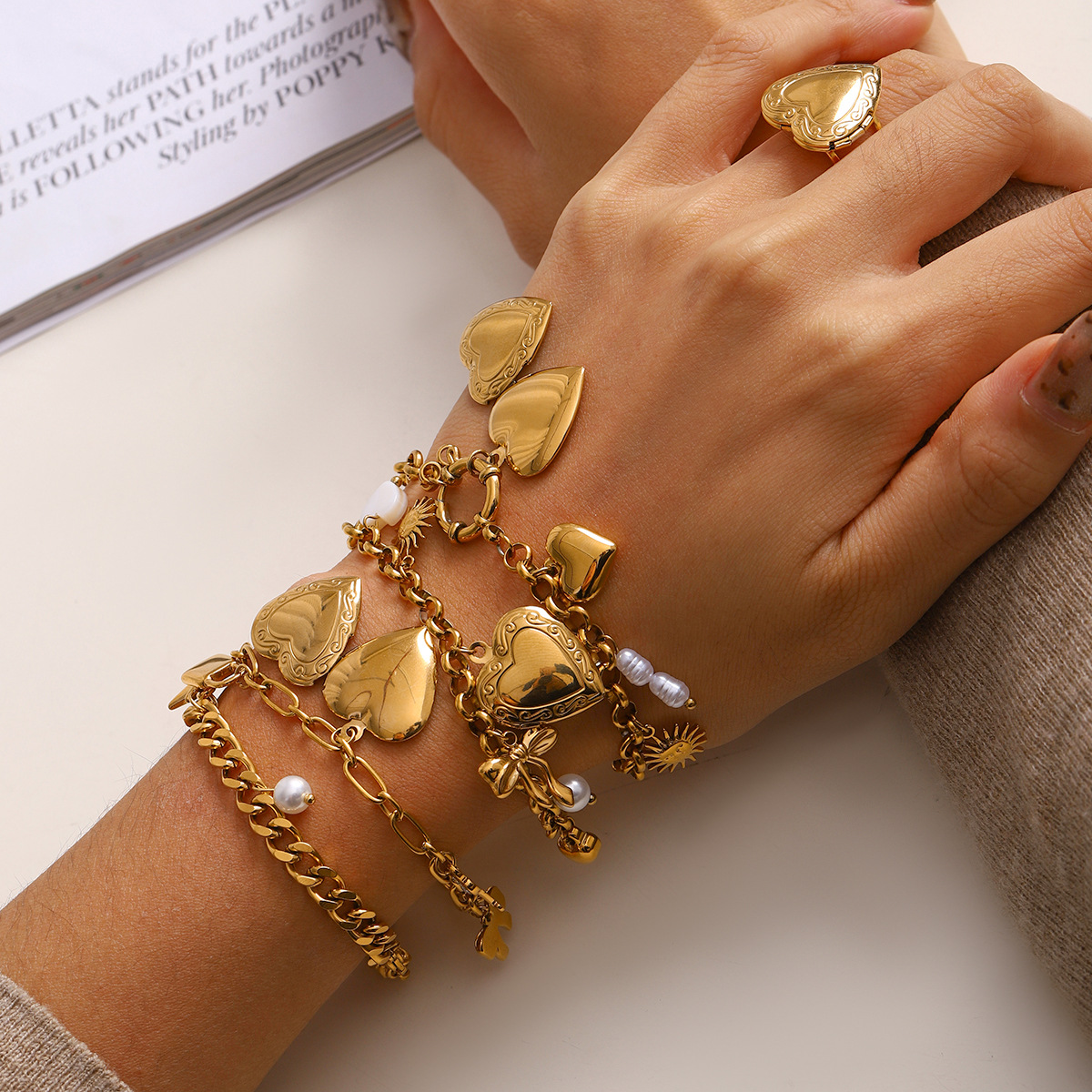 Luxury Heart Bracelet Fade-Resistant Multiple Charms Photo Insert Four Styles Available