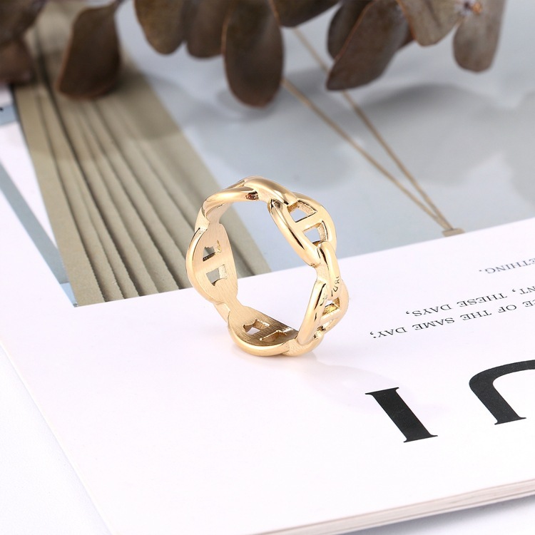 18K Gold Plated Stainless Steel Pig Nose Design Ring Non Tarnish Titanium Steel Size 4 to 9