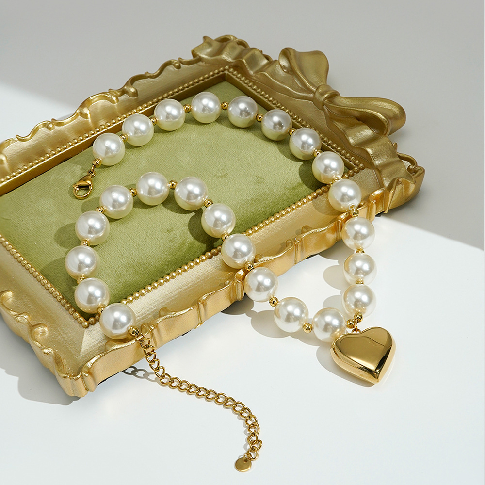 18K Gold Plated Titanium Steel Necklace with 14mm Pearl Chain and Hollow Heart Pendant