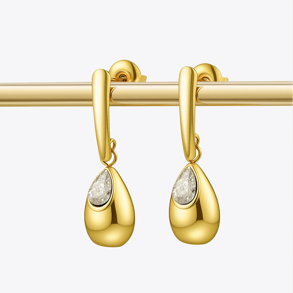18K Gold Titanium Steel Luxury Vertical Bar Heart Drop White Diamond Earrings